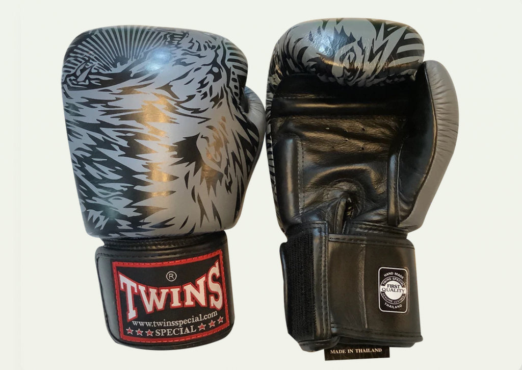 泰拳拳套 Thai Boxing Gloves : Twins Special FBGVL3-50 Grey/Black