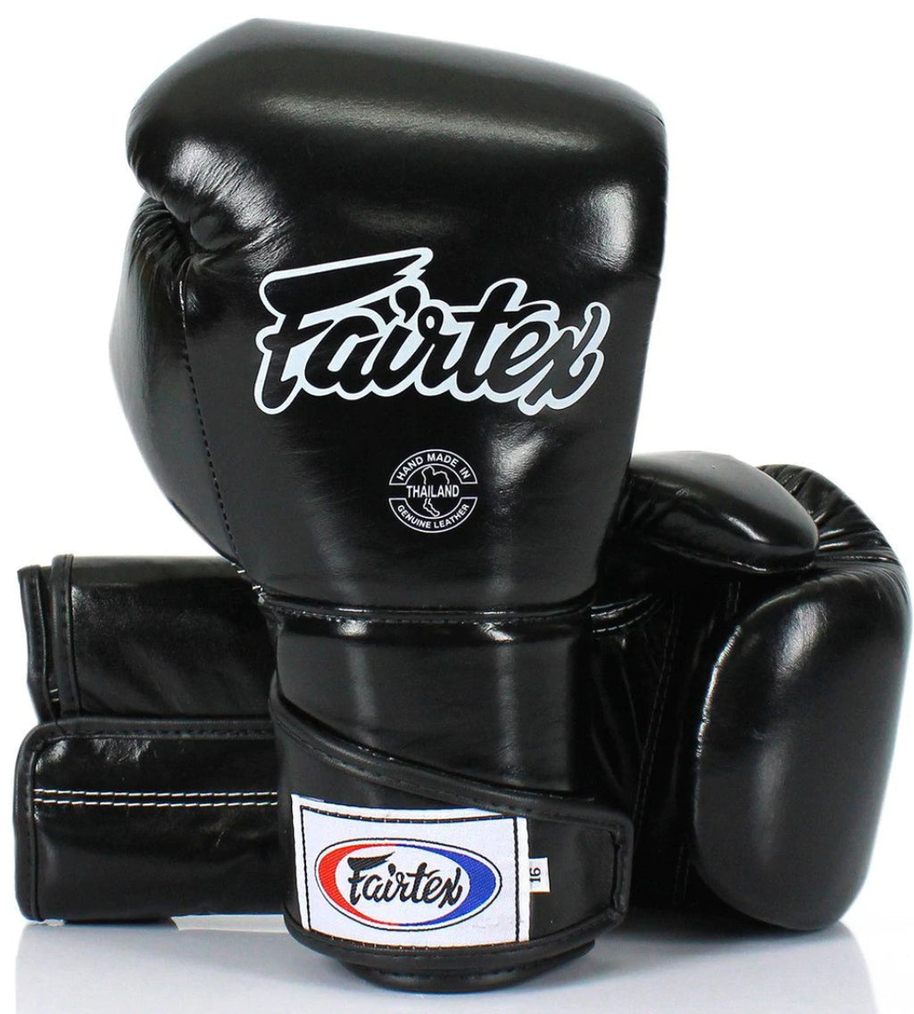 泰拳拳套 Thai Boxing Gloves : Fairtex BGV6 BLACK