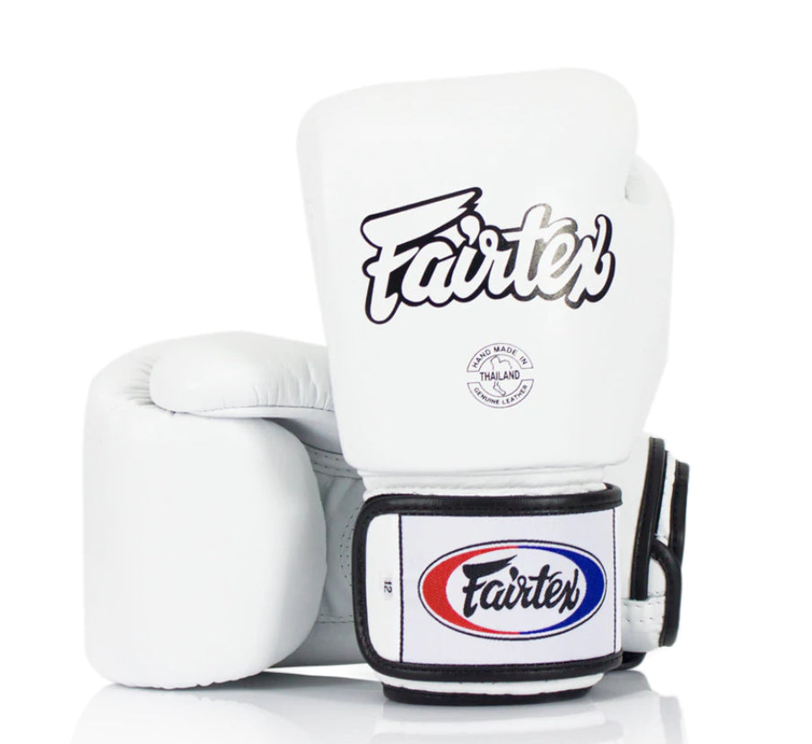 泰拳拳套 Thai Boxing Gloves: Fairtex BGV1 WHITE