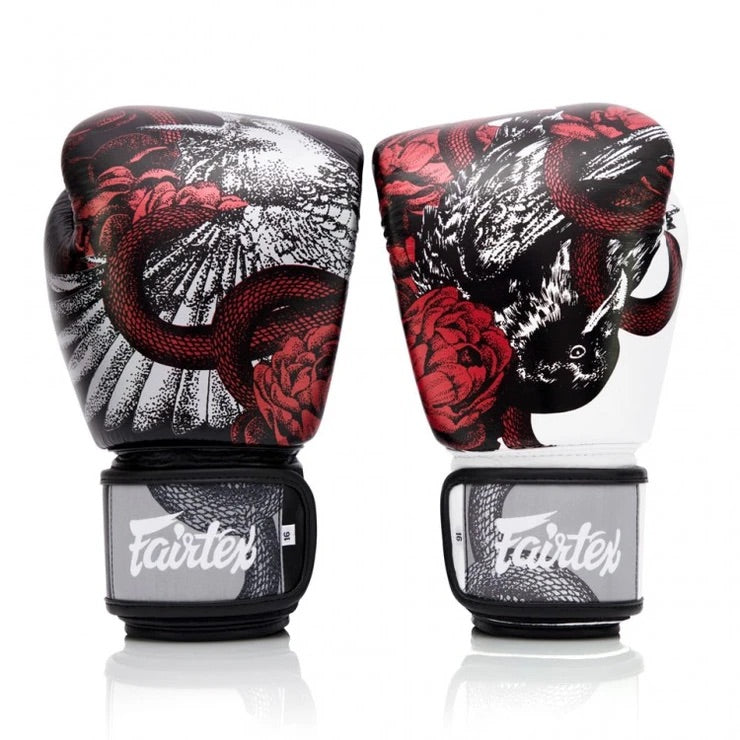 泰拳拳套 Thai Boxing Gloves : Fairtex BGV24 The beauty of Survival (wooden box not included)