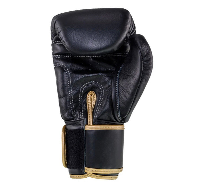 泰拳拳套 Thai Boxing Gloves : Buakaw BGL Striker Black