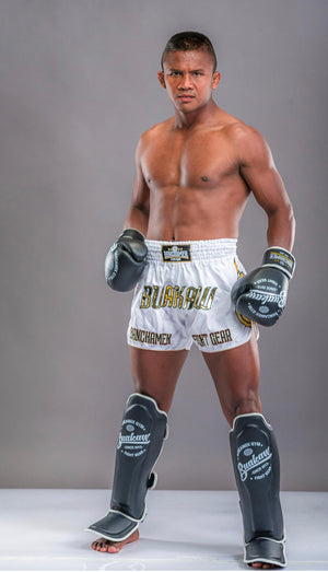 泰拳拳套 Thai Boxing Gloves : Buakaw BGL-W1 Black