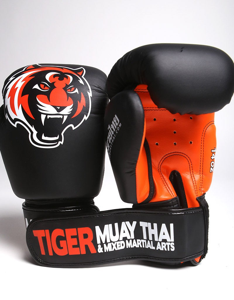 泰拳拳套 Thai boxing gloves  - Muay Thai - "Signature" - Black & Orange